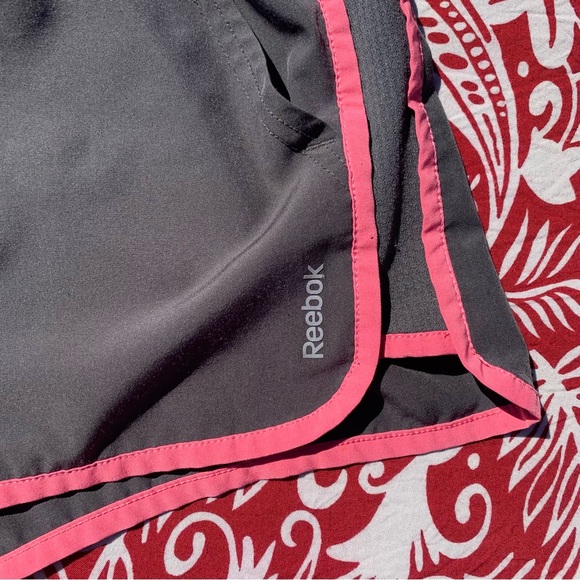 Reebok Pants - Reebok Women’s Gray & Pink Athletic Shorts w/ Drawstring Elastic Waist + Pockets